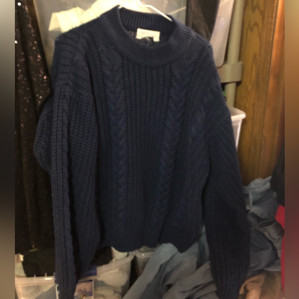 Vintage Junior Connection Bulky Sweater-698 $35 or $30 w/offer
